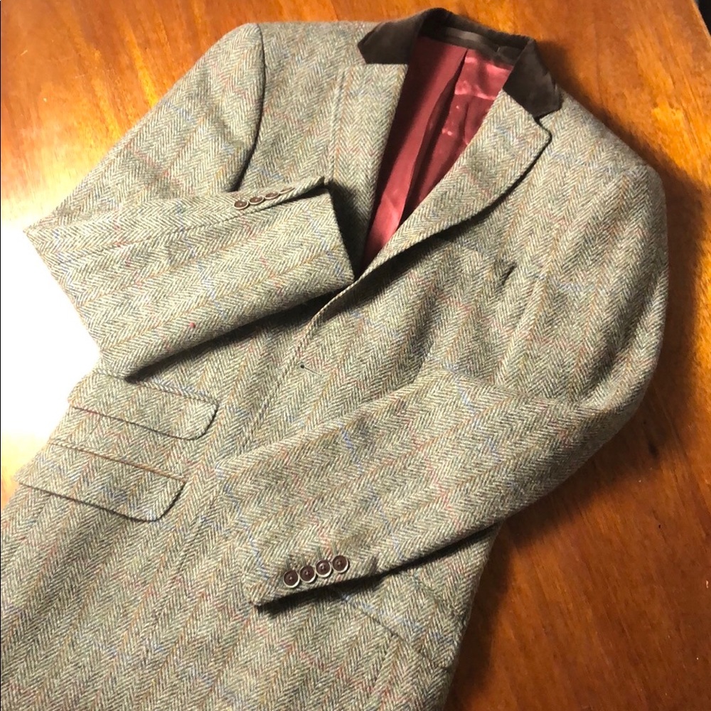 Heavy, handwoven tweed jacket with suede collar